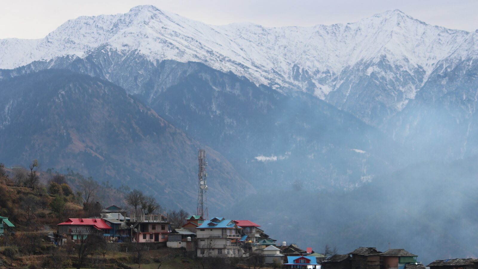 Rampur Bushahr landscape and historic architecture in the Sutlej valley.